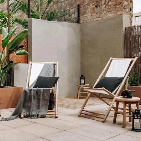 Matadi - One Bedroom And Terrace In Eixample Esquerra דירה